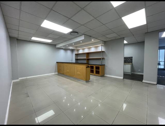 723M² OFFICE TO LET IN SANDTON CENTRAL